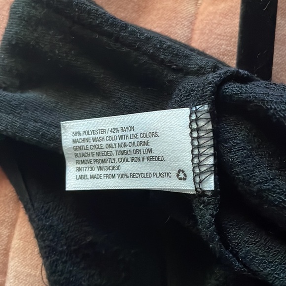 Black jumpsuit - Picture 7 of 7